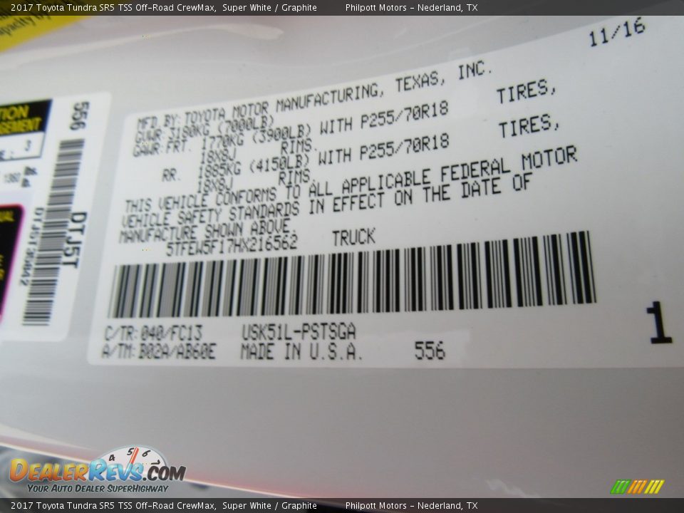 2017 Toyota Tundra SR5 TSS Off-Road CrewMax Super White / Graphite Photo #34
