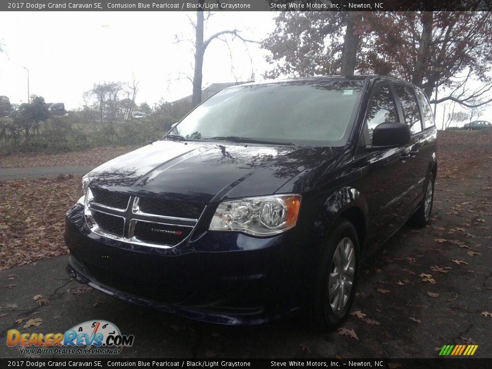 2017 Dodge Grand Caravan SE Contusion Blue Pearlcoat / Black/Light Graystone Photo #2