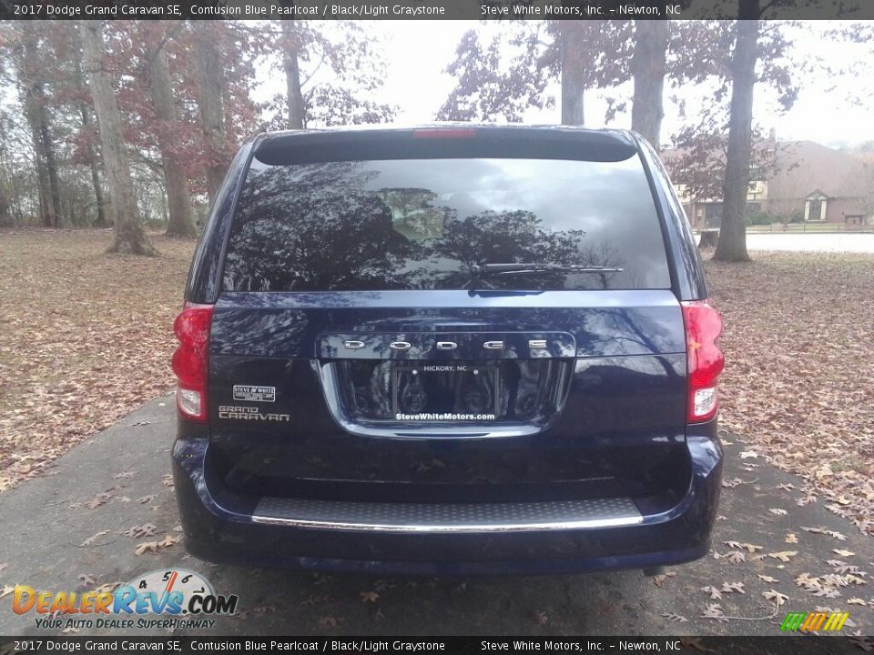 2017 Dodge Grand Caravan SE Contusion Blue Pearlcoat / Black/Light Graystone Photo #7
