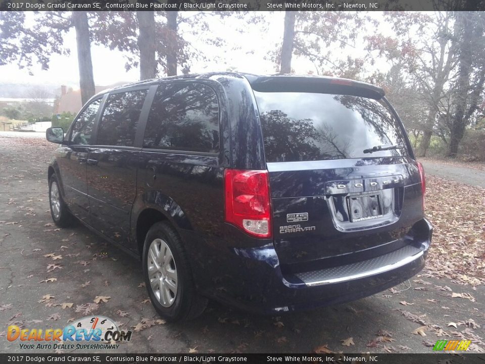 2017 Dodge Grand Caravan SE Contusion Blue Pearlcoat / Black/Light Graystone Photo #8