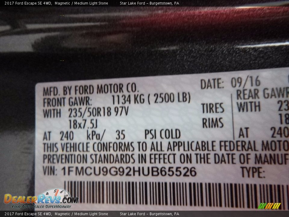 2017 Ford Escape SE 4WD Magnetic / Medium Light Stone Photo #13