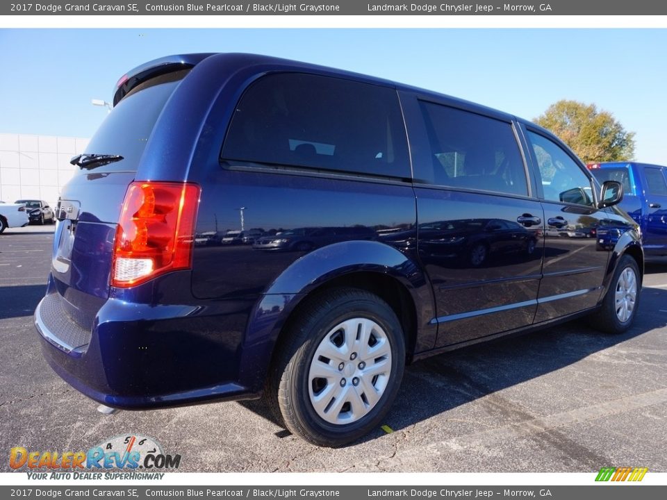 2017 Dodge Grand Caravan SE Contusion Blue Pearlcoat / Black/Light Graystone Photo #3
