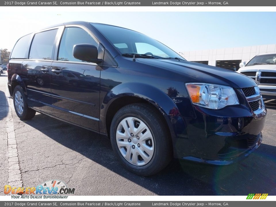 2017 Dodge Grand Caravan SE Contusion Blue Pearlcoat / Black/Light Graystone Photo #4