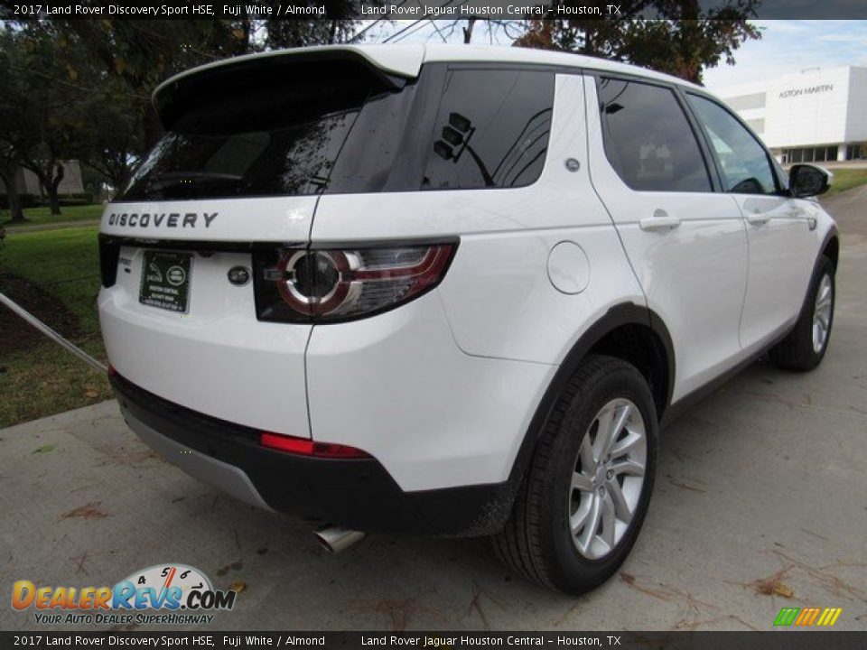 2017 Land Rover Discovery Sport HSE Fuji White / Almond Photo #7