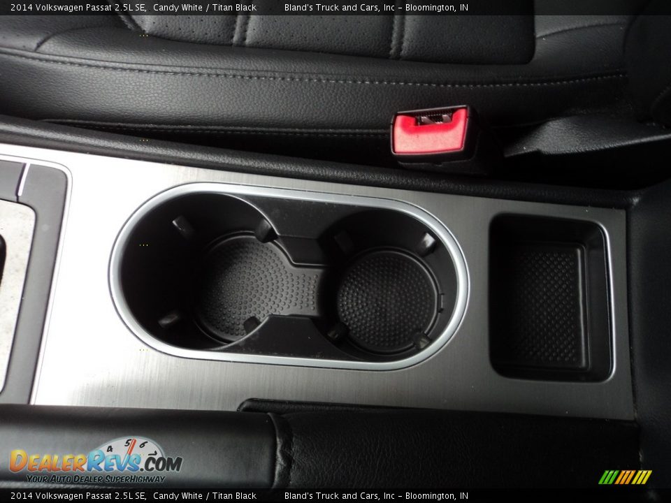 2014 Volkswagen Passat 2.5L SE Candy White / Titan Black Photo #20