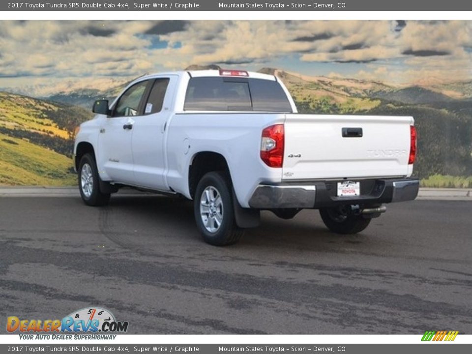 2017 Toyota Tundra SR5 Double Cab 4x4 Super White / Graphite Photo #3