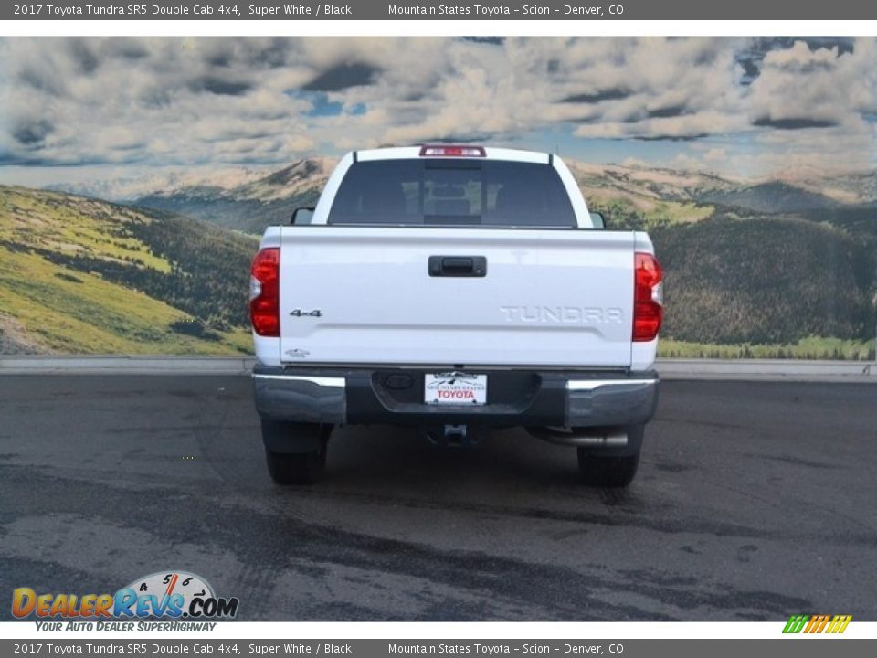 2017 Toyota Tundra SR5 Double Cab 4x4 Super White / Black Photo #4