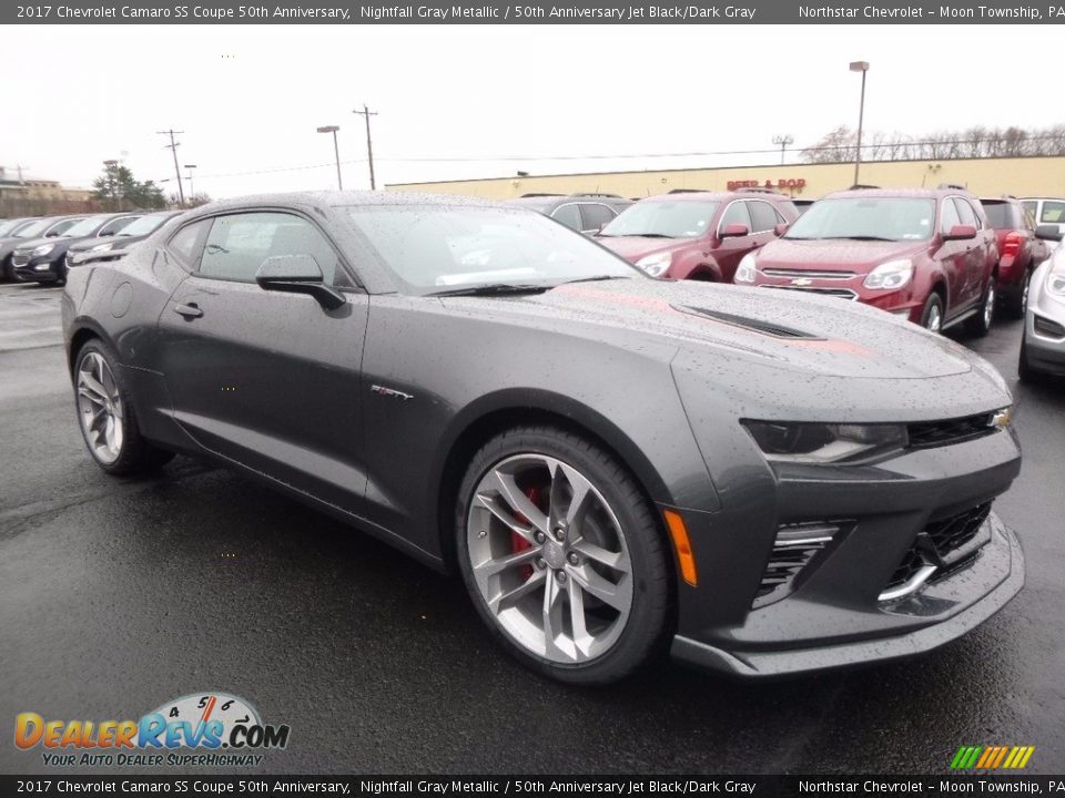 Front 3/4 View of 2017 Chevrolet Camaro SS Coupe 50th Anniversary Photo #4