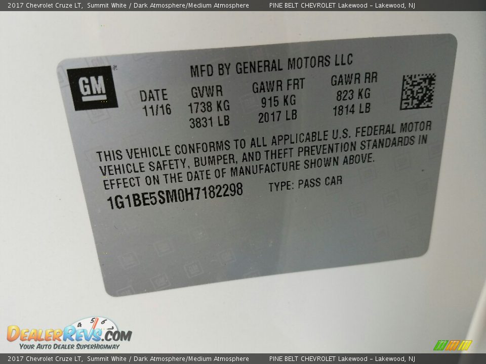 2017 Chevrolet Cruze LT Summit White / Dark Atmosphere/Medium Atmosphere Photo #9