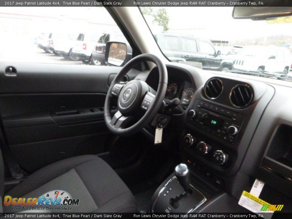 2017 Jeep Patriot Latitude 4x4 True Blue Pearl / Dark Slate Gray Photo #10