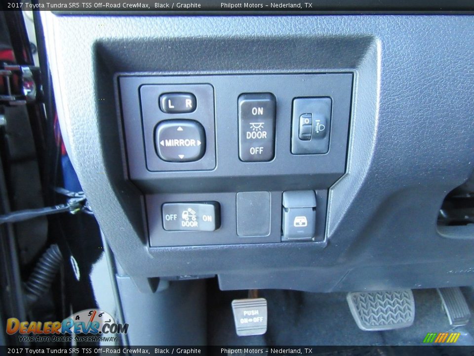 Controls of 2017 Toyota Tundra SR5 TSS Off-Road CrewMax Photo #32