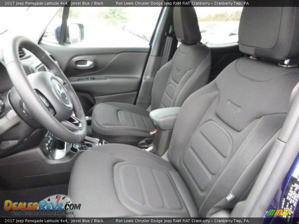 Front Seat of 2017 Jeep Renegade Latitude 4x4 Photo #13