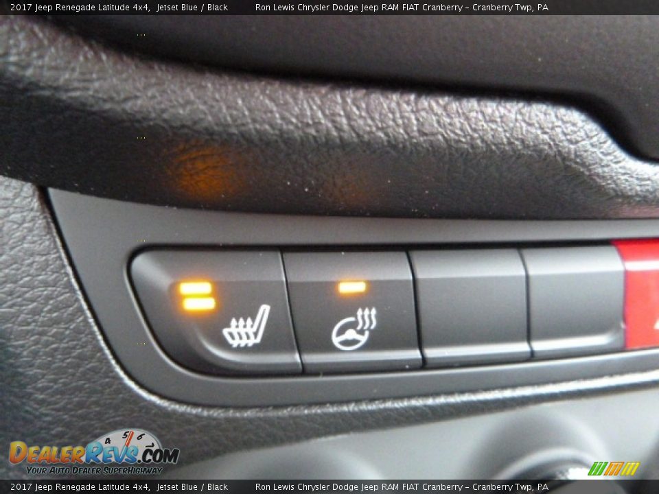 Controls of 2017 Jeep Renegade Latitude 4x4 Photo #18