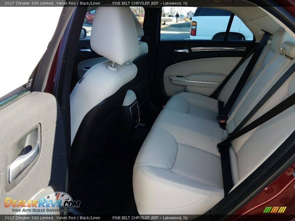 Rear Seat of 2017 Chrysler 300 Limited Photo #7