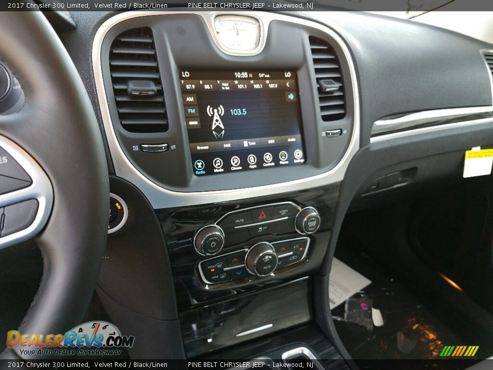 Controls of 2017 Chrysler 300 Limited Photo #14