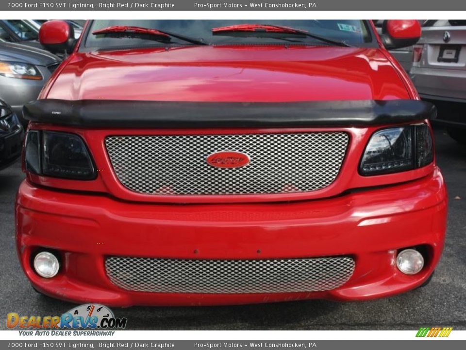 2000 Ford F150 SVT Lightning Bright Red / Dark Graphite Photo #3