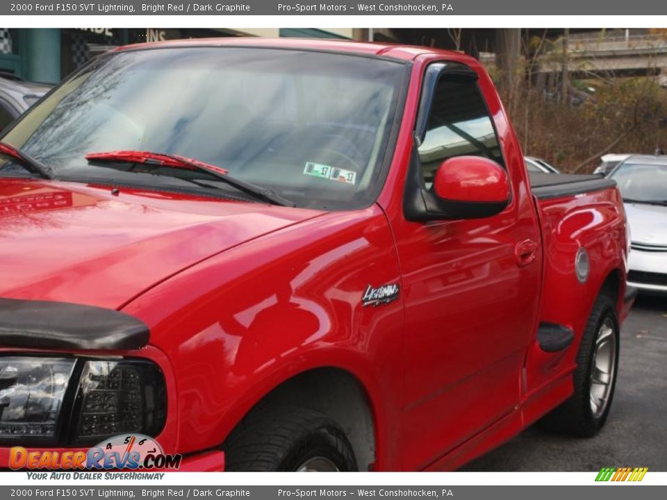 2000 Ford F150 SVT Lightning Bright Red / Dark Graphite Photo #9