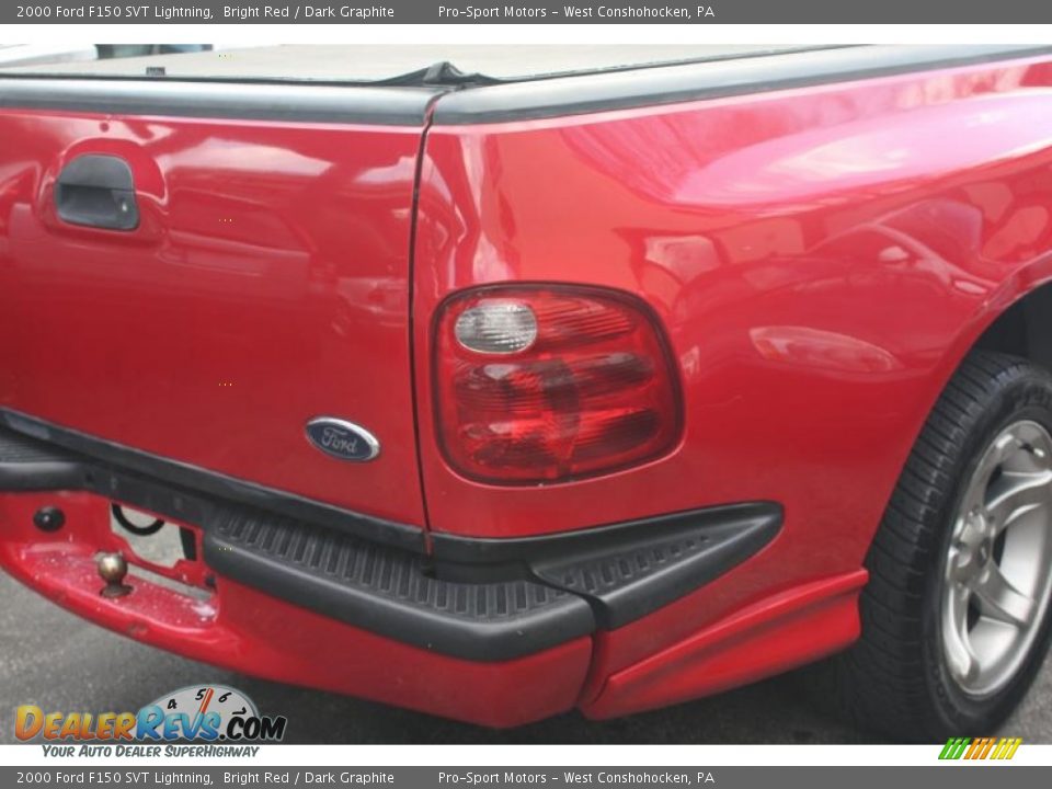 2000 Ford F150 SVT Lightning Bright Red / Dark Graphite Photo #13
