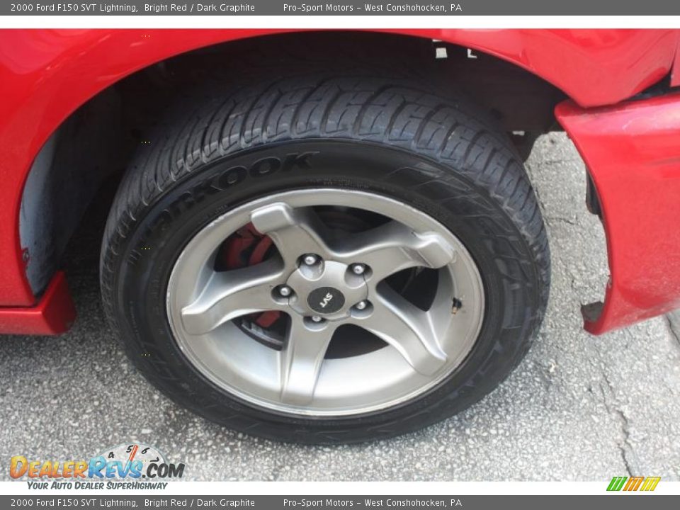 2000 Ford F150 SVT Lightning Bright Red / Dark Graphite Photo #16