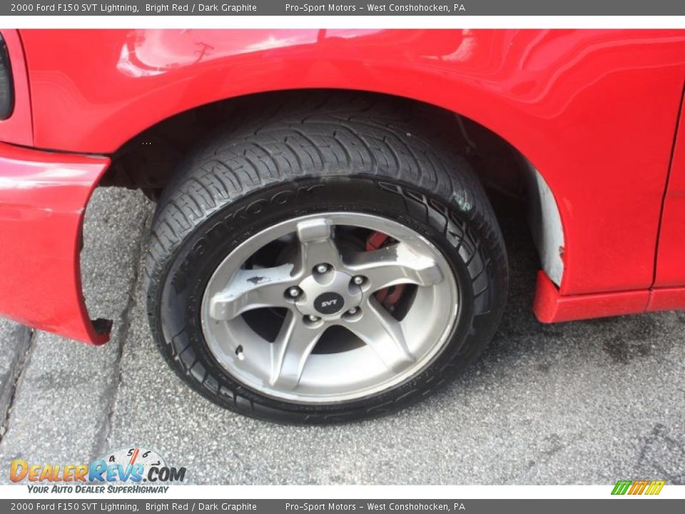 2000 Ford F150 SVT Lightning Bright Red / Dark Graphite Photo #17