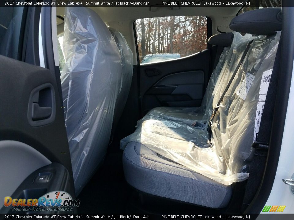 Rear Seat of 2017 Chevrolet Colorado WT Crew Cab 4x4 Photo #6