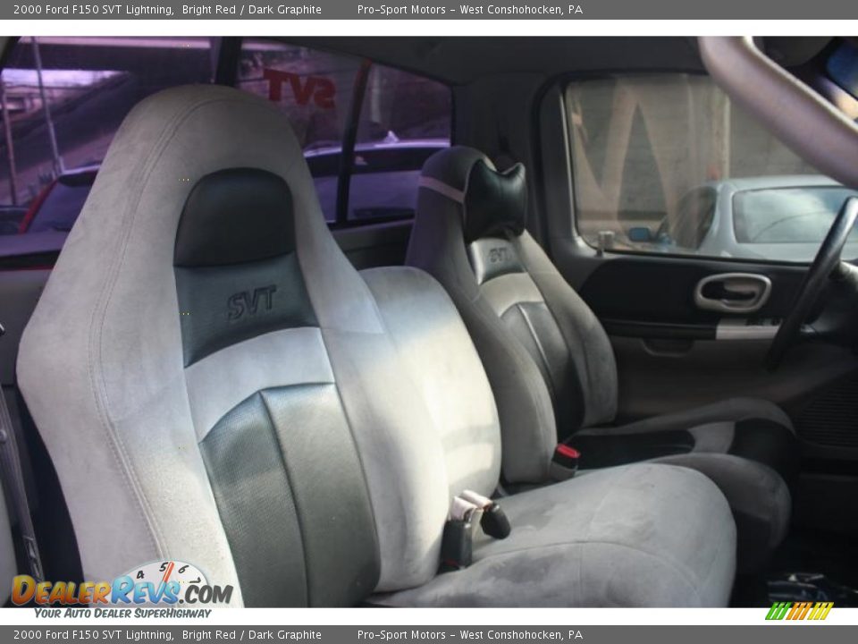 2000 Ford F150 SVT Lightning Bright Red / Dark Graphite Photo #35