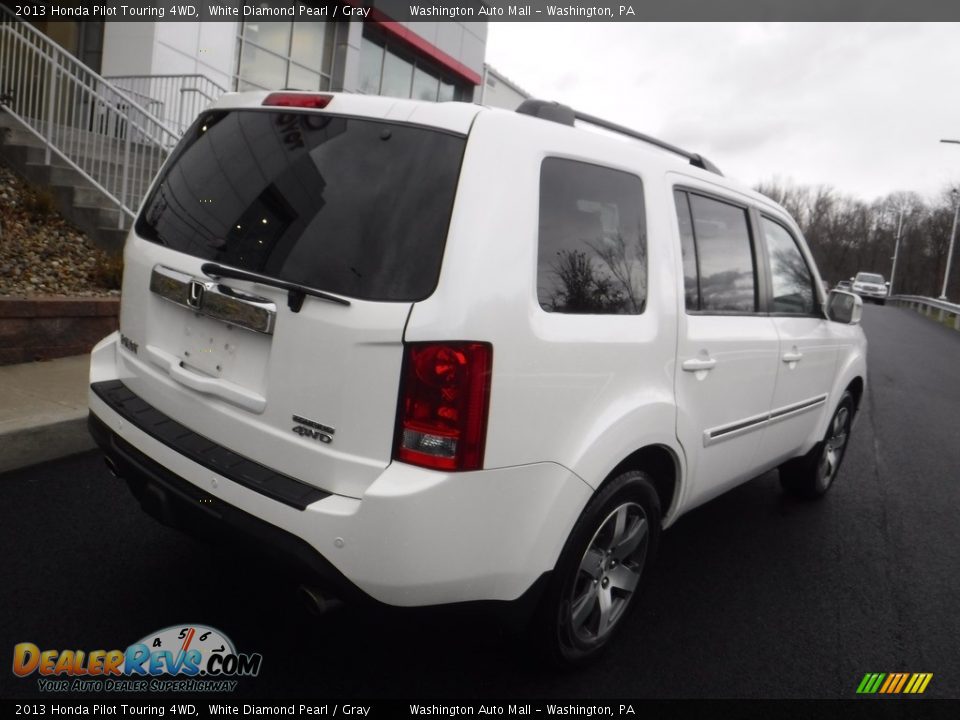 2013 Honda Pilot Touring 4WD White Diamond Pearl / Gray Photo #10