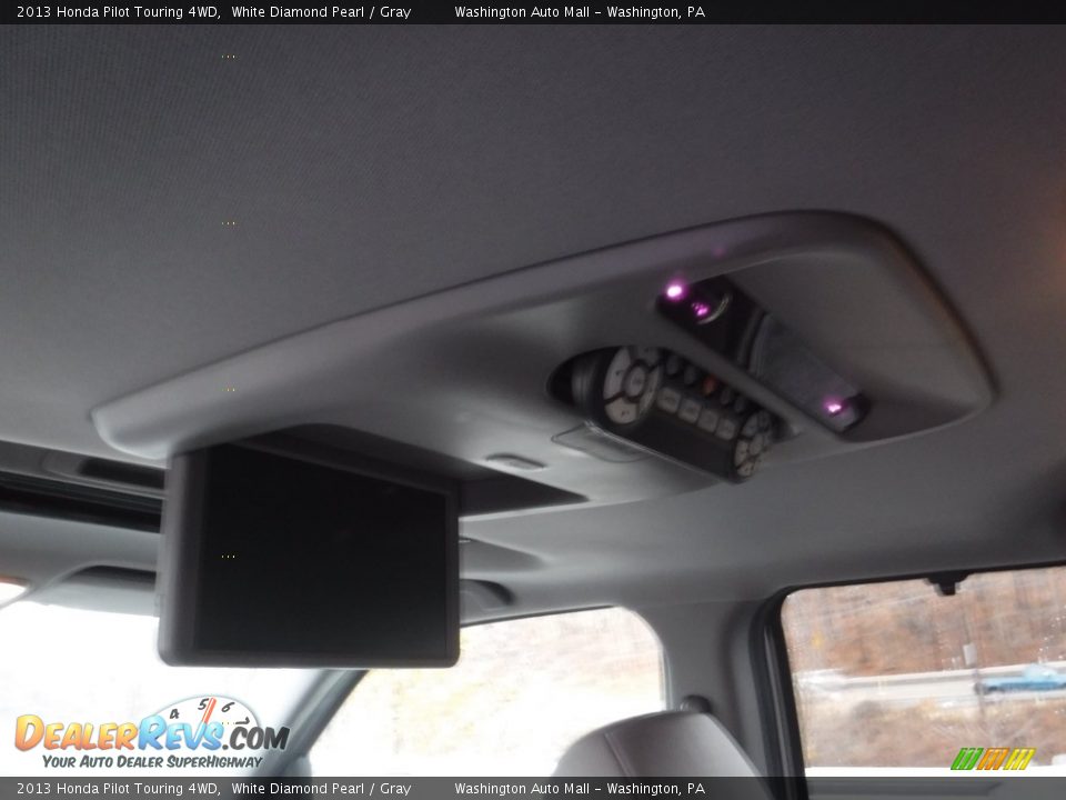 2013 Honda Pilot Touring 4WD White Diamond Pearl / Gray Photo #12