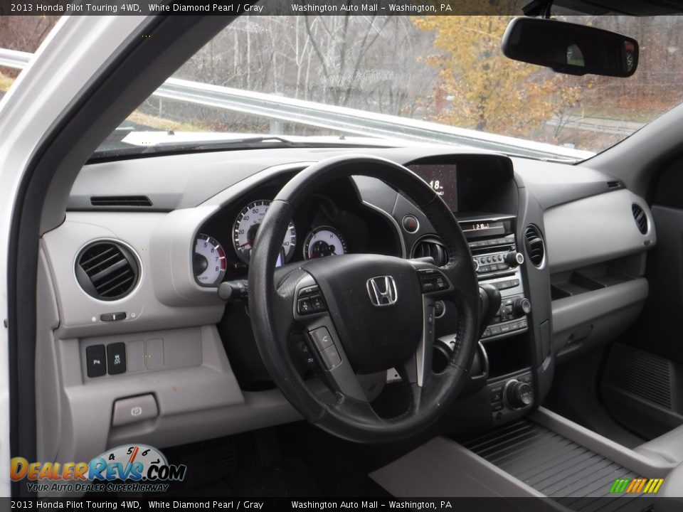 2013 Honda Pilot Touring 4WD White Diamond Pearl / Gray Photo #15
