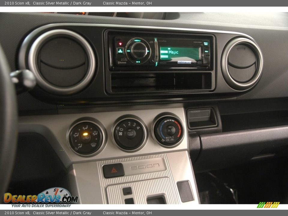 2010 Scion xB Classic Silver Metallic / Dark Gray Photo #9