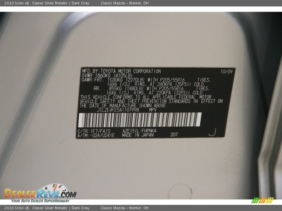 2010 Scion xB Classic Silver Metallic / Dark Gray Photo #16