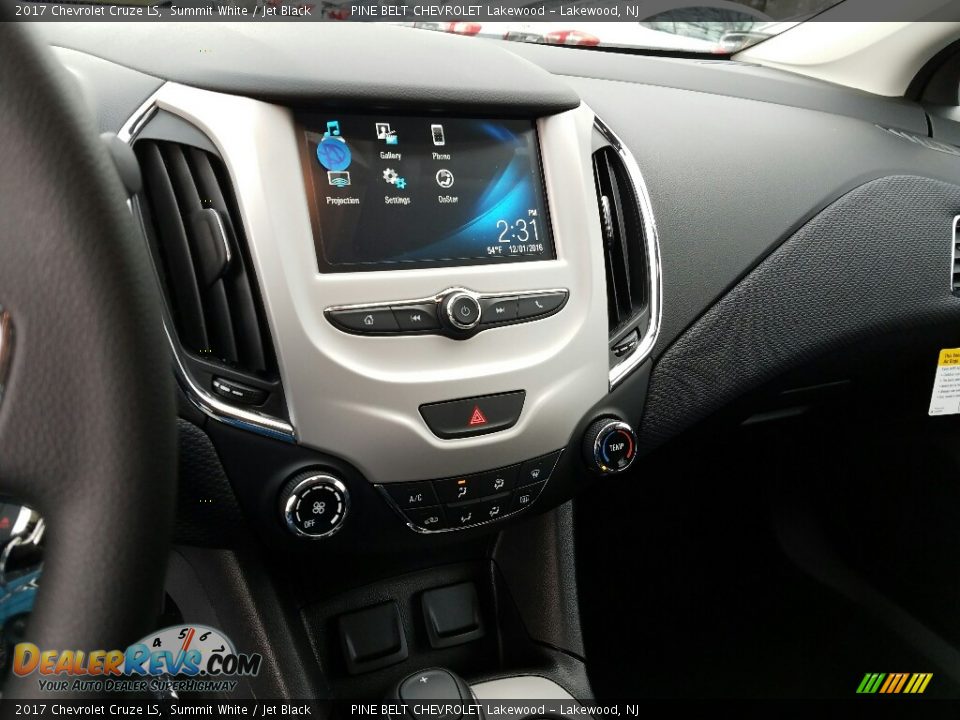 2017 Chevrolet Cruze LS Summit White / Jet Black Photo #10