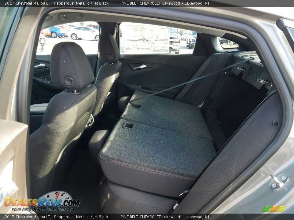 2017 Chevrolet Malibu LT Pepperdust Metallic / Jet Black Photo #6