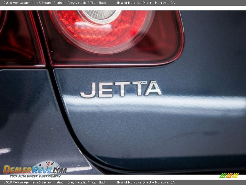 2010 Volkswagen Jetta S Sedan Platinum Grey Metallic / Titan Black Photo #7