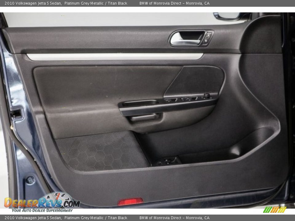 2010 Volkswagen Jetta S Sedan Platinum Grey Metallic / Titan Black Photo #20