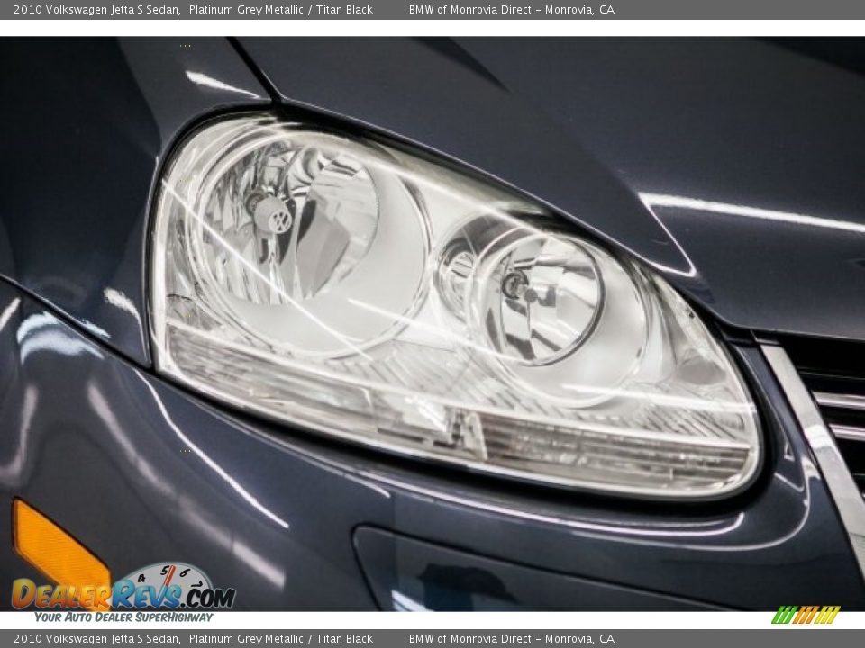 2010 Volkswagen Jetta S Sedan Platinum Grey Metallic / Titan Black Photo #27