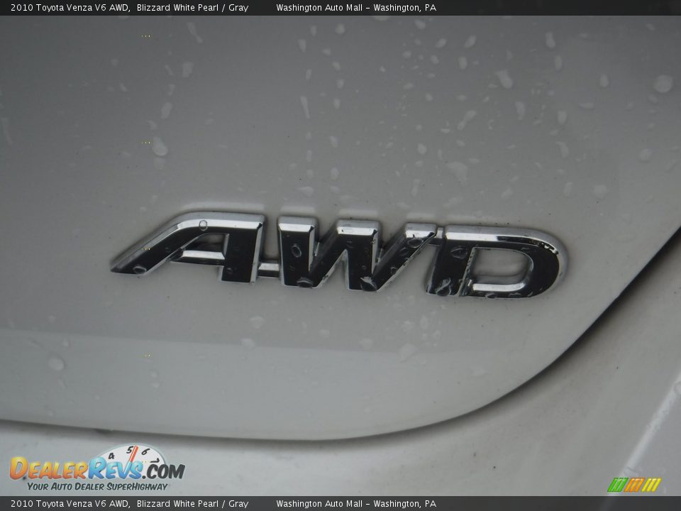 2010 Toyota Venza V6 AWD Blizzard White Pearl / Gray Photo #10