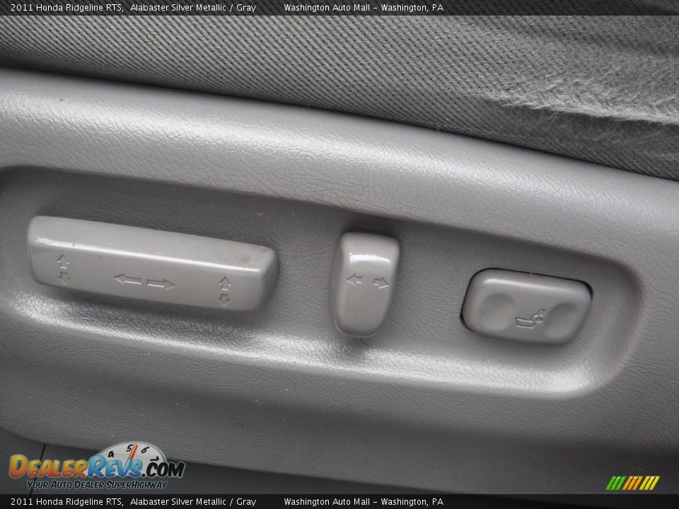 2011 Honda Ridgeline RTS Alabaster Silver Metallic / Gray Photo #17