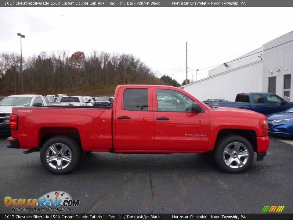 2017 Chevrolet Silverado 1500 Custom Double Cab 4x4 Red Hot / Dark Ash/Jet Black Photo #4