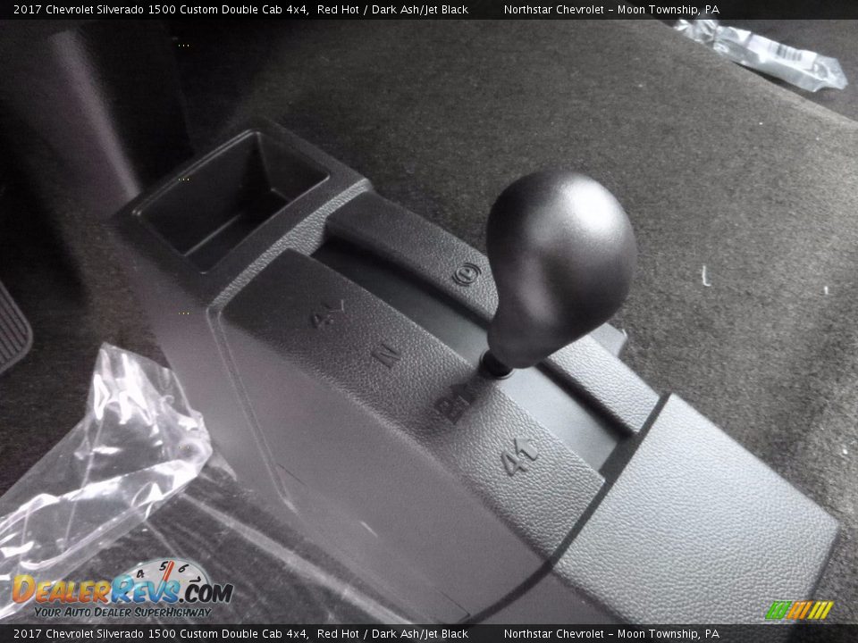 2017 Chevrolet Silverado 1500 Custom Double Cab 4x4 Red Hot / Dark Ash/Jet Black Photo #15