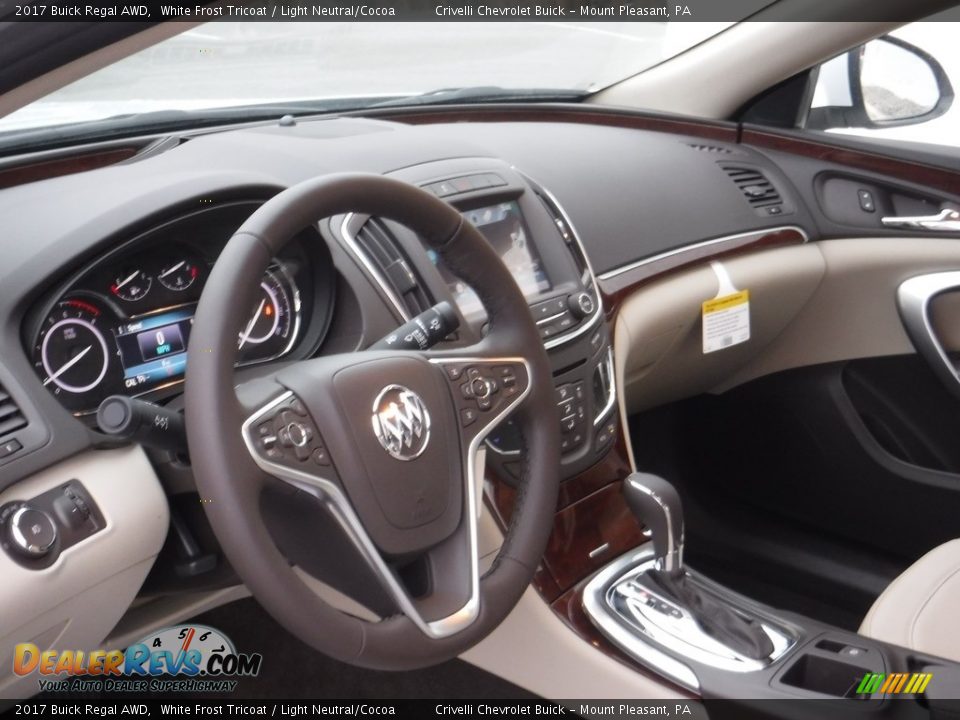 2017 Buick Regal AWD White Frost Tricoat / Light Neutral/Cocoa Photo #10