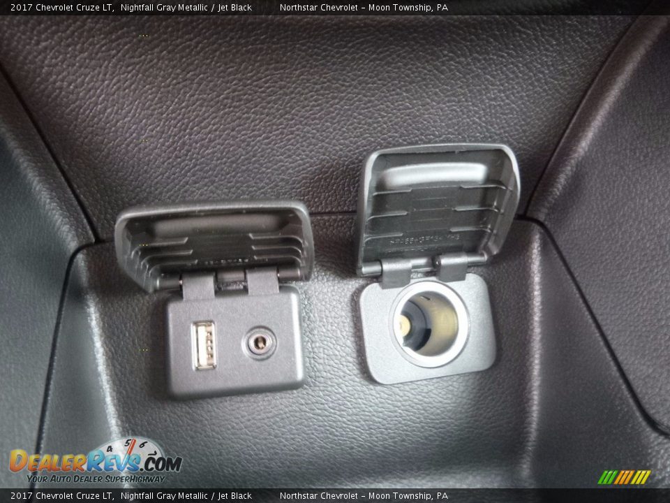 2017 Chevrolet Cruze LT Nightfall Gray Metallic / Jet Black Photo #19