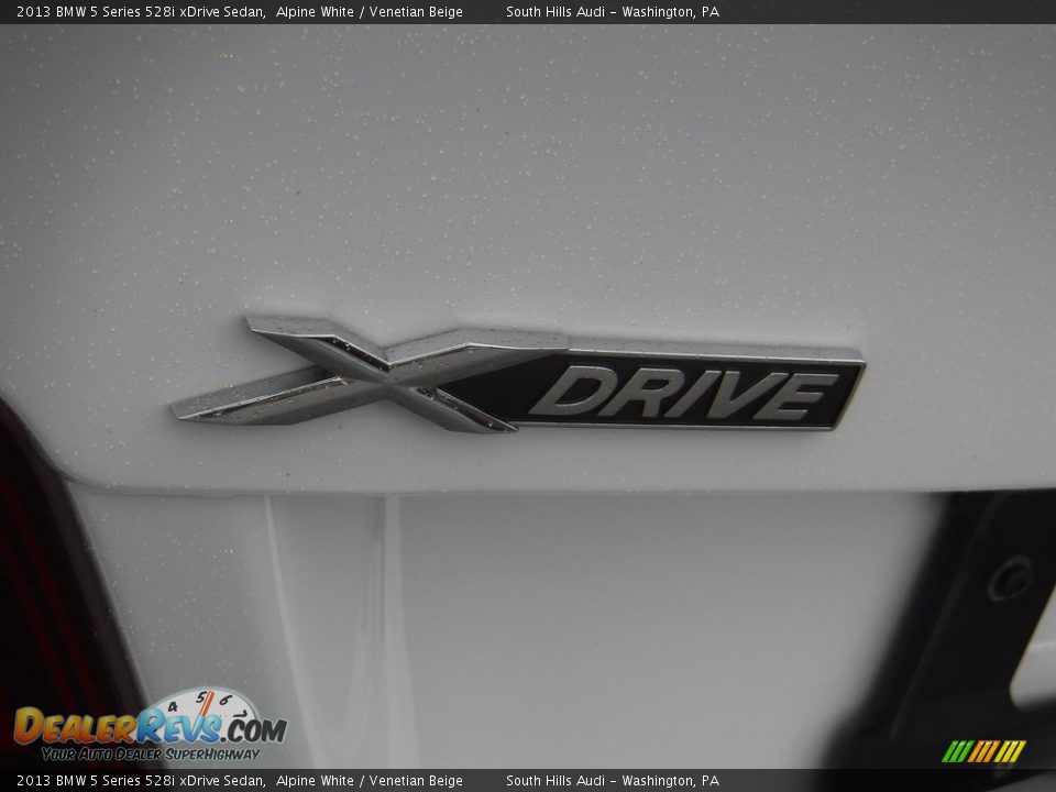 2013 BMW 5 Series 528i xDrive Sedan Alpine White / Venetian Beige Photo #14