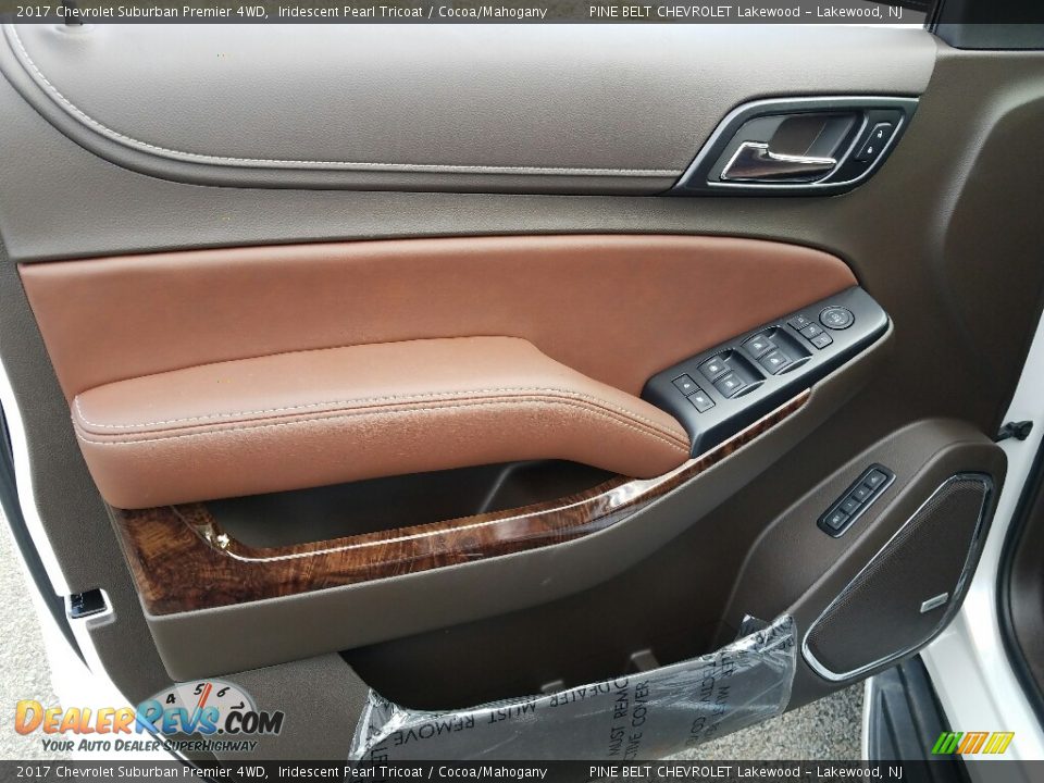 Door Panel of 2017 Chevrolet Suburban Premier 4WD Photo #8