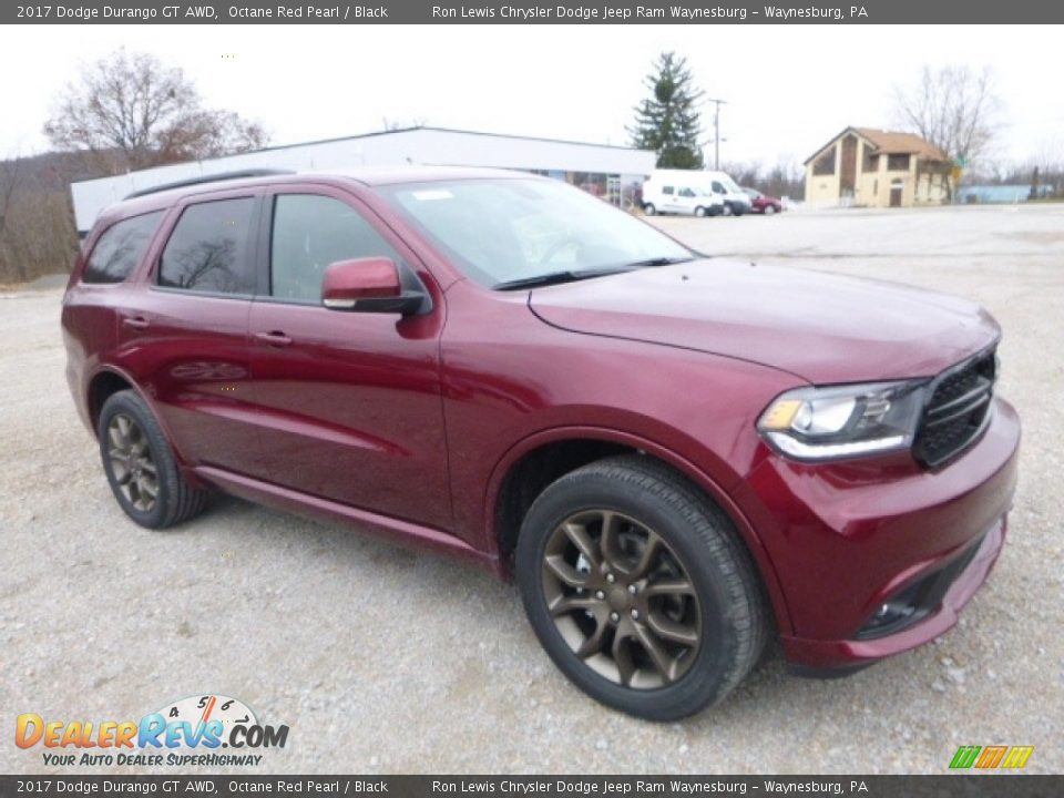Front 3/4 View of 2017 Dodge Durango GT AWD Photo #11