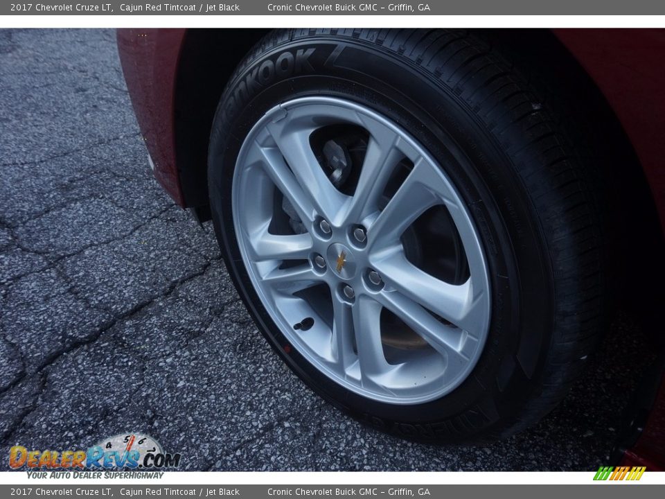 2017 Chevrolet Cruze LT Cajun Red Tintcoat / Jet Black Photo #12