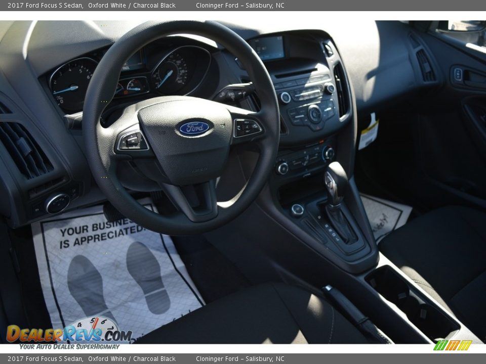 Dashboard of 2017 Ford Focus S Sedan Photo #7
