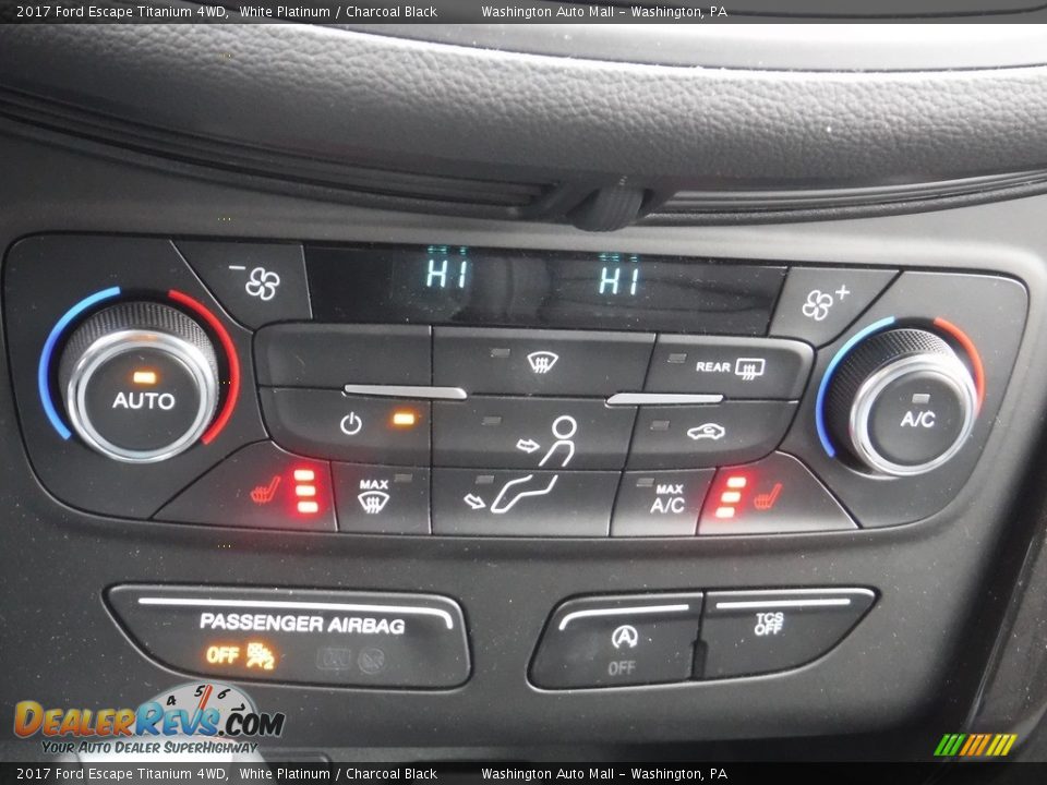 2017 Ford Escape Titanium 4WD White Platinum / Charcoal Black Photo #21