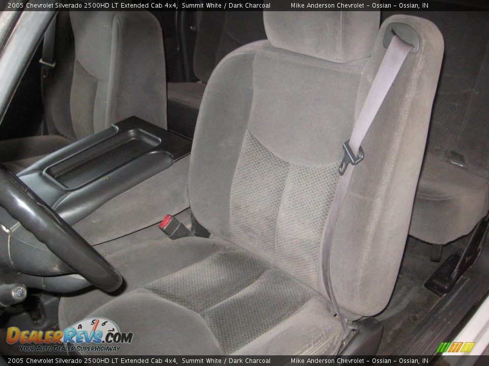 2005 Chevrolet Silverado 2500HD LT Extended Cab 4x4 Summit White / Dark Charcoal Photo #11