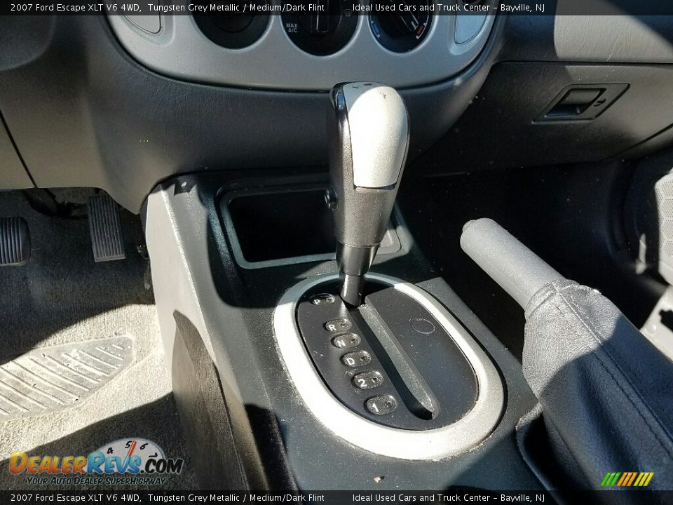 2007 Ford Escape XLT V6 4WD Tungsten Grey Metallic / Medium/Dark Flint Photo #17